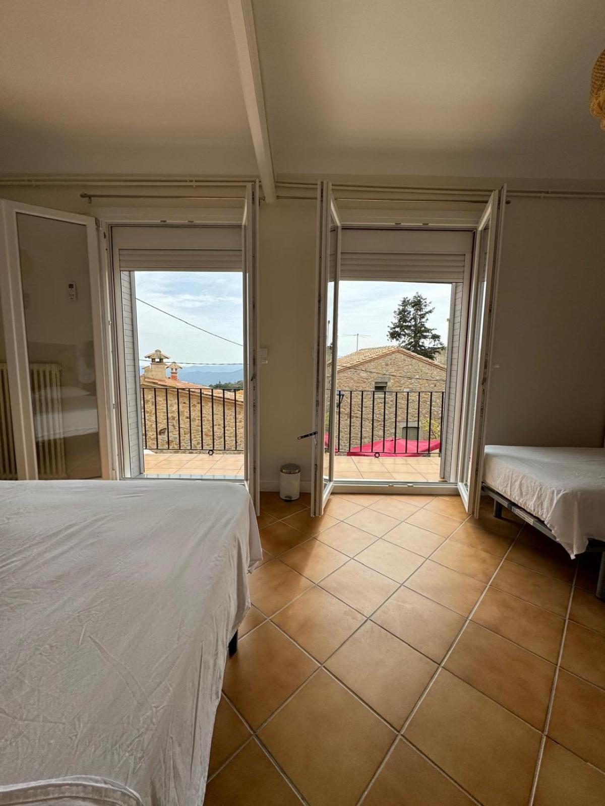 Hostal Restaurant Casa Comaulis La Vajol Εξωτερικό φωτογραφία