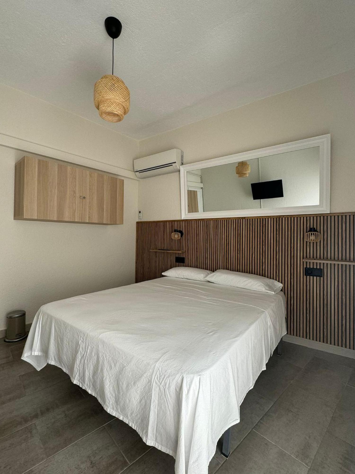 Hostal Restaurant Casa Comaulis La Vajol Εξωτερικό φωτογραφία