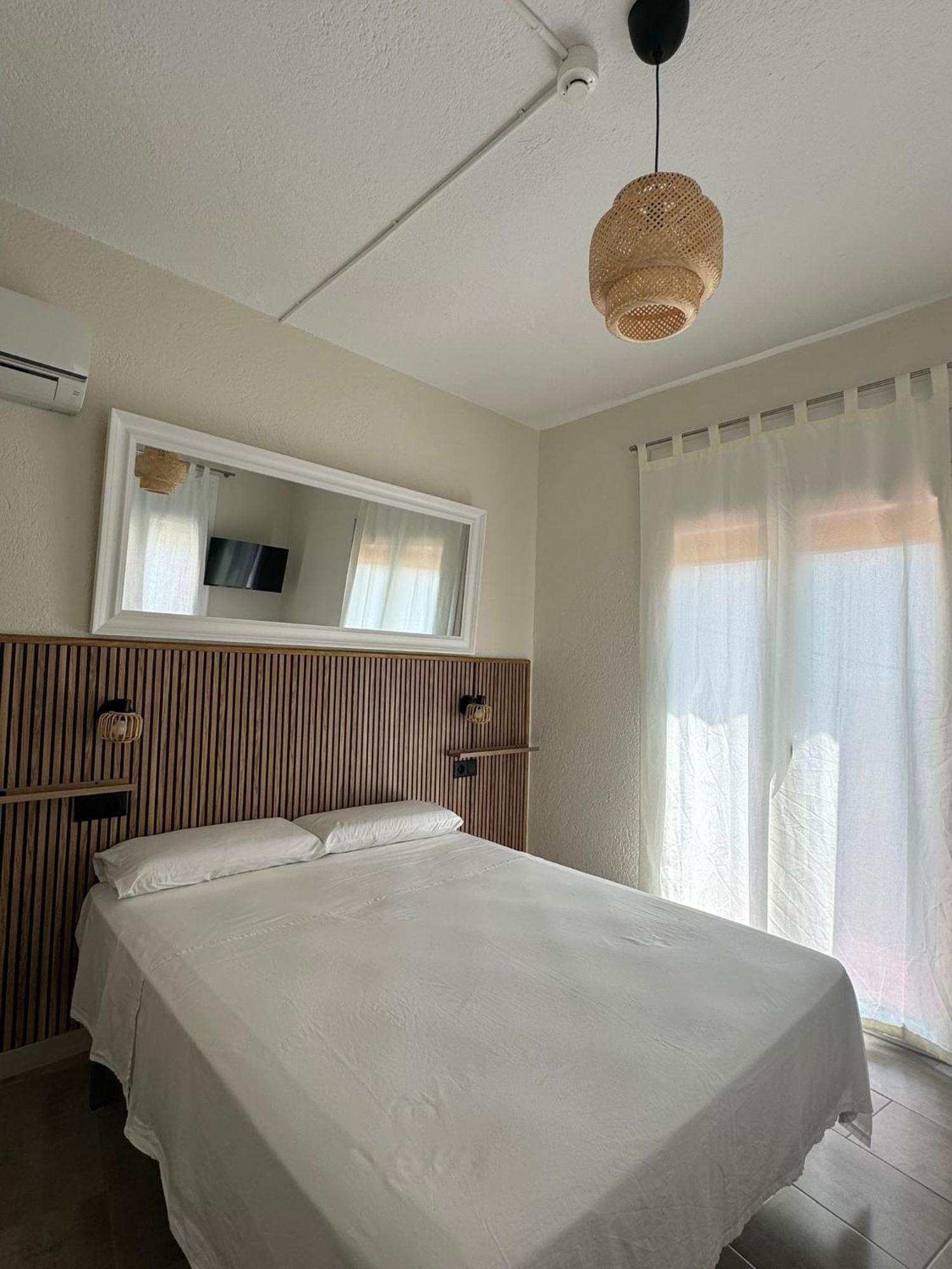Hostal Restaurant Casa Comaulis La Vajol Εξωτερικό φωτογραφία