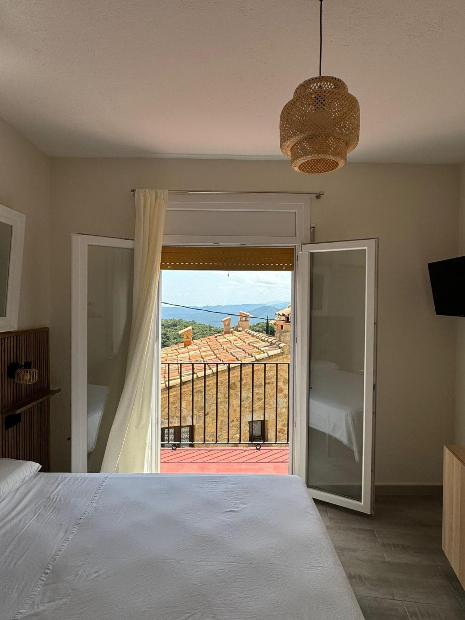 Hostal Restaurant Casa Comaulis La Vajol Εξωτερικό φωτογραφία